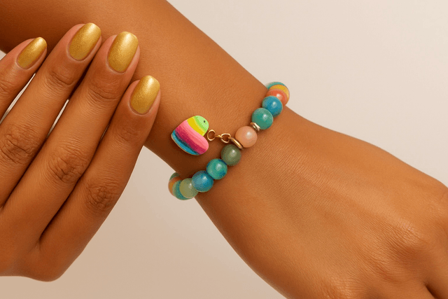 Love & Color” – Regenboogarmband met Hartje