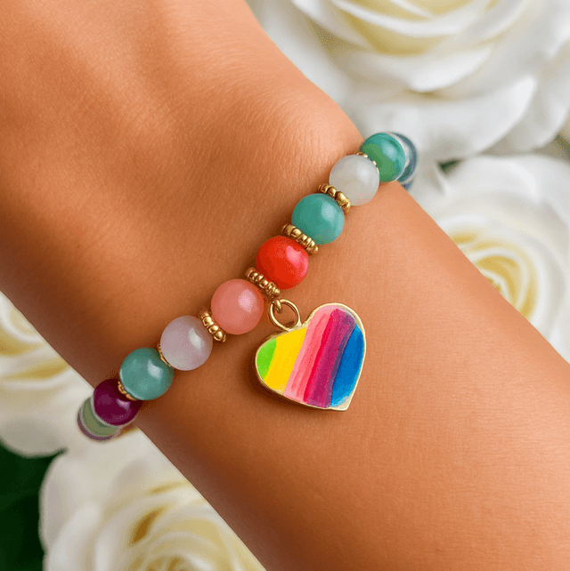 Love & Color” – Regenboogarmband met Hartje