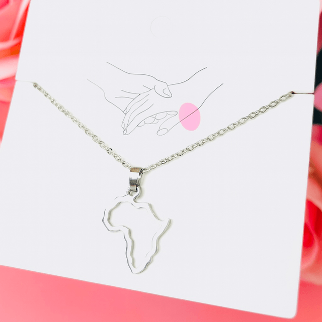 Zilverkleurige Afrika Contour Ketting – Roestvrijstaal – Tijdloos & Betekenisvol 