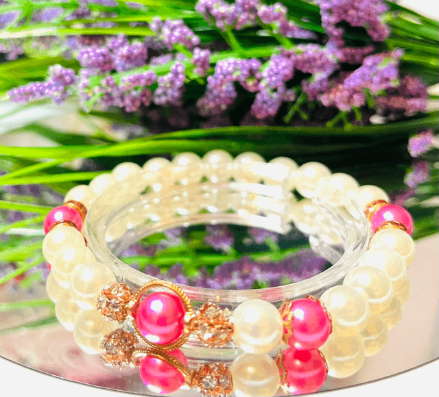 Prinsessenparel” – Kinderarmband met Roze Accenten & Luxe Glans