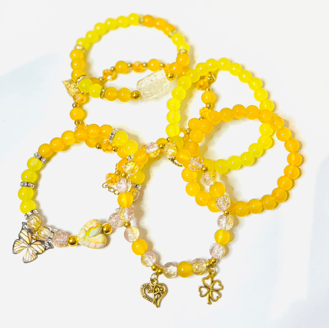 Sunshine Glow – Gele Armbandenset met Bedels & Kralen