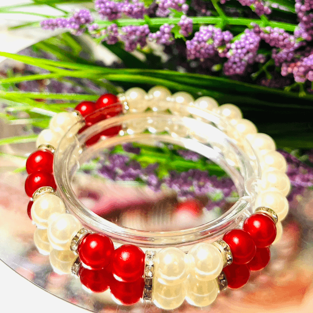 Feestparel” – Kinderarmband met Rood & Wit en Zilverkralen